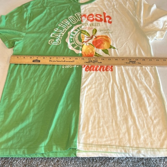 🪷Split tee 🪷 xl - Picture 2 of 6